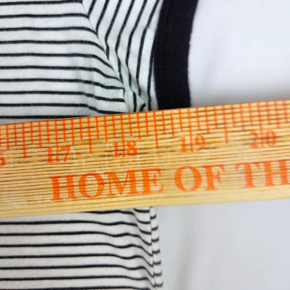 47 Brand Kansas City Chiefs Striped Ringer T Shirt Women's Large NFL - Picture 5 of 7